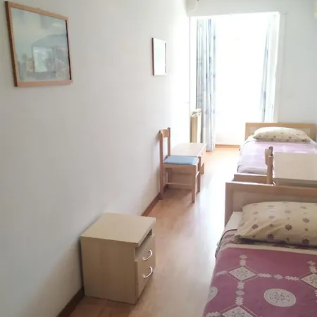 Pertout Guest house 3*
