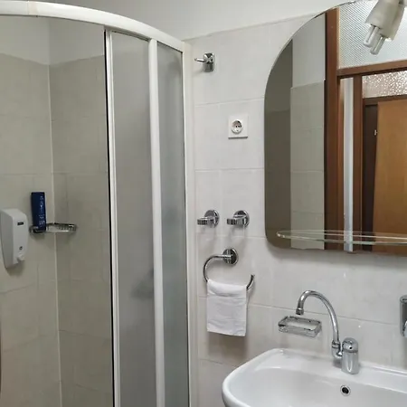 Pertout Gasthuis Nova Gorica