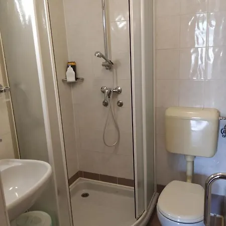 Pertout Guest house