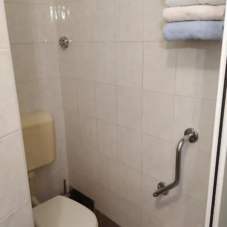 Pertout 3* Nova Gorica