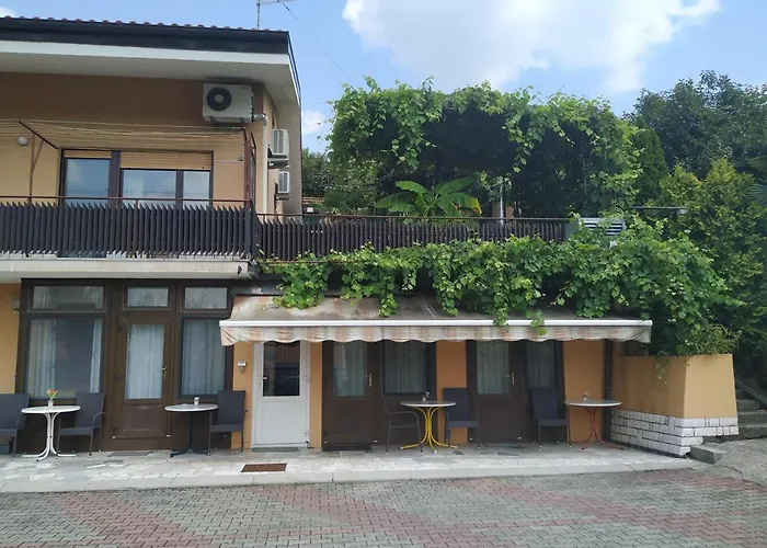 Gasthuis Pertout Nova Gorica